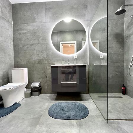 Apartpoltava Жк "Пилипа Орлика,26" Business Апартаменти З Неймовірною Панорамою - Led Дзеркало -Тропічний Душ المظهر الخارجي الصورة