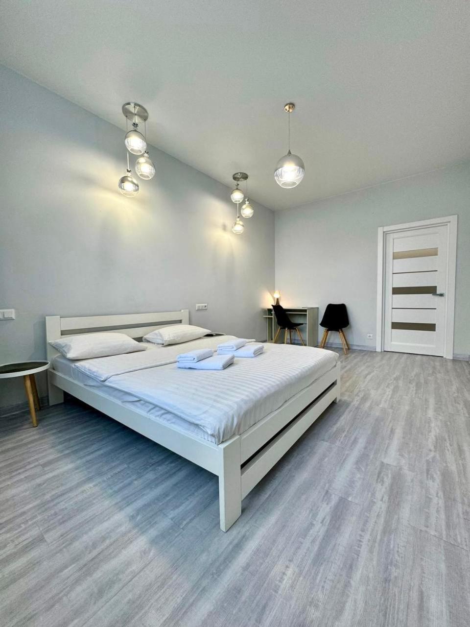 Apartpoltava Жк "Пилипа Орлика,26" Business Апартаменти З Неймовірною Панорамою - Led Дзеркало -Тропічний Душ المظهر الخارجي الصورة